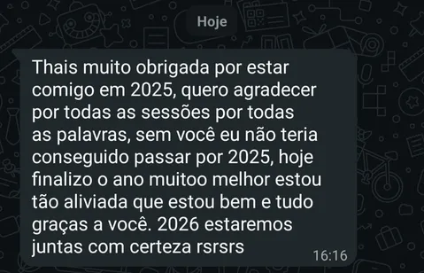 Print de conversa no WhatsApp: paciente agradecendo pelo acompanhamento durante o ano
